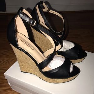 SOLD “Don’t need love” Black Wedges